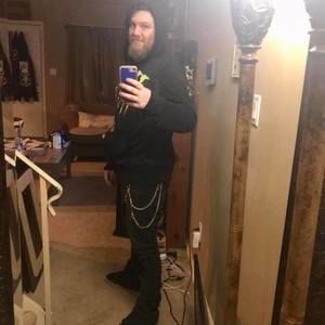 Meet your Posher, Corey